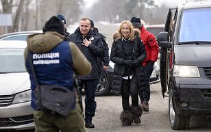 Są bajecznie bogate, a żyją, jakby brakowało im pieniędzy. „Sama obcinam sobie włosy. Unikam Starbucksa jak zarazy”
