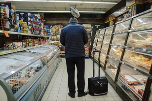 Polska wciąż na minusie, ale jest szansa na odbicie. Nowe dane o sprzedaży