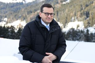 Sowite odprawy dla „dwutygodniowych” ministrów