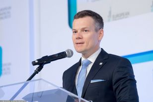„Nowy” prezes KNF o swoich kompetencjach. „Narosły mity”