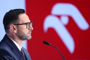 Gigant traci. Koalicja komentuje. „Orlen dorabiał się na wojnie”