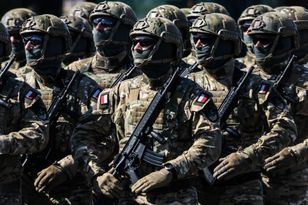 Niemiecki polityk z uznaniem. „Najsilniejsza konwencjonalna armia”