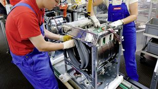 Niemcy będą produkować pralki w Polsce. Związkowcy oburzeni. „To nie Made in Germany”