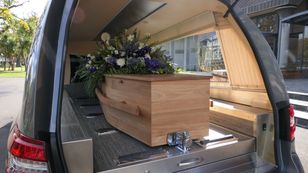 Zasiłek pogrzebowy w górę. Minister zdradza, kiedy można spodziewać się zmian