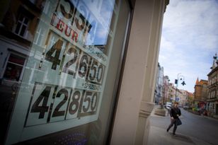 Złoty przebija barierę za barierą. „Znalazł się w unikatowym położeniu”