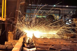 „Zniknie z mapy”. Walcownia „Andrzej” kończy działalność