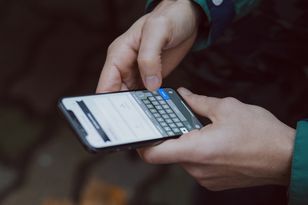 Skarbówka ostrzega przed tymi wiadomościami SMS. „Należy zachować szczególną ostrożność”