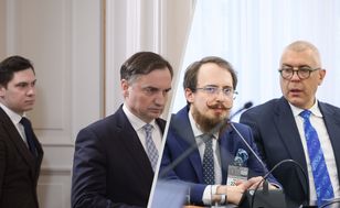 Każdy resort miał swój folwark. „Władcą feudalnym był Zbigniew Ziobro”