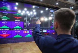 „Krwawy poniedziałek” na rynkach. Ale nie wszyscy płakali
