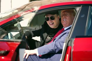 Jasna deklaracja Trumpa ws. Muska. „Jest dostępny dla nas przez 130 dni”