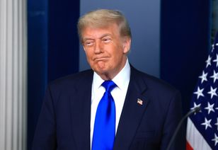 Dolar najtańszy od lat. USA robią wiele, by go osłabić [OPINIA]