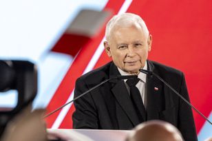 Tak wzrosła emerytura Kaczyńskiego. Ekspert wyjaśnia