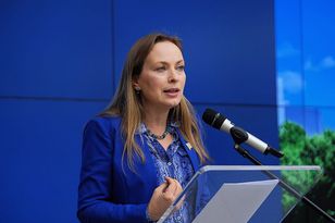 CPK na giełdę? Ministra apeluje o nowe podejście do inwestycji publicznych