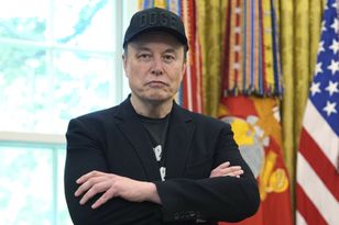 Media: firma Muska z miliardami od rządu, unika płacenia podatków