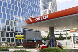 Spadek kursu Orlenu. Co się stało? Ekspert uspokaja