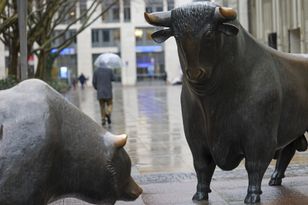 Poranek na rynkach. Europejskie giełdy na zielono