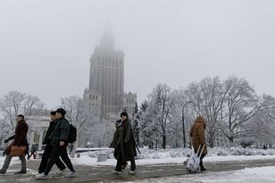 Prawie 160 tys. mieszkańców mniej. Polska starzeje się i wymiera