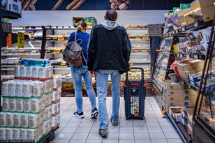 „Zostawiła pewne blizny”. Ekonomista mówi o skutkach inflacji z 2022 roku