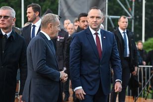 „Kawa na ławę i jedziemy”. Tusk zwraca się do Nawrockiego ws. SAFE 0 proc.