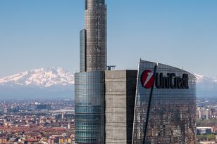 UniCredit idzie na zwarcie z Berlinem. Jest oferta za Commerzbank